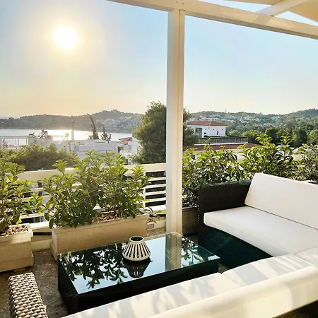Blue Bay Vouliagmeni Luxury Apartment Athen